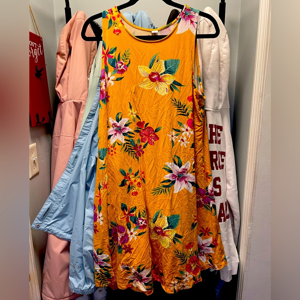 Old Navy Flower dress